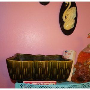 Vintage Upco Green Rectangle Planter w/ Scalloped Edges farmhouse art deco 1970s